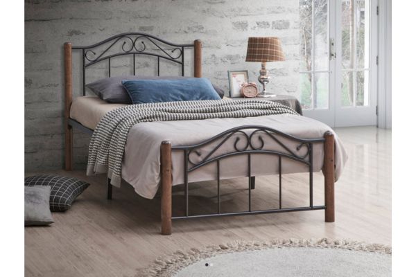 126 Wood And Metal Platform Bed