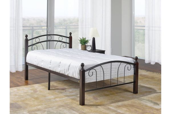 128 Wood And Metal Platform Bed