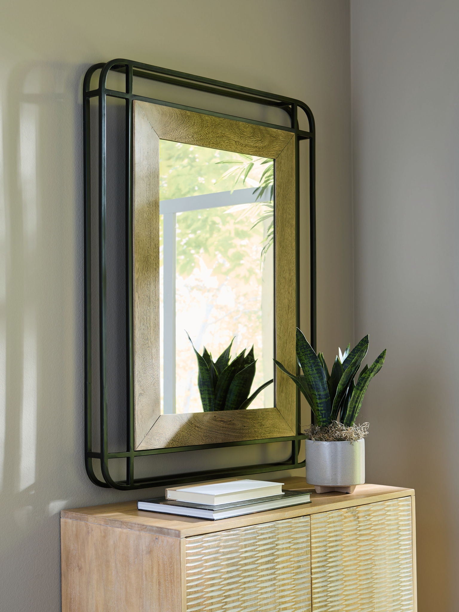 Beelman - Accent Mirror - Black / Brown