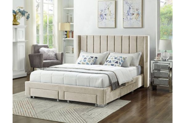 5312 Creme Upholstered Platform Bed
