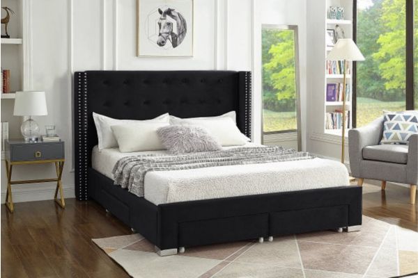 5323 Black Upholstered Platform Bed
