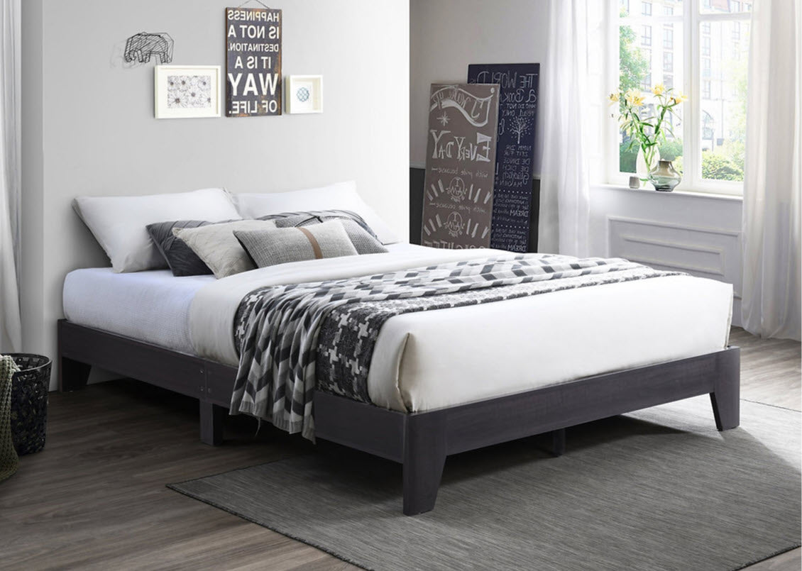 5345 Wood Platform Bed