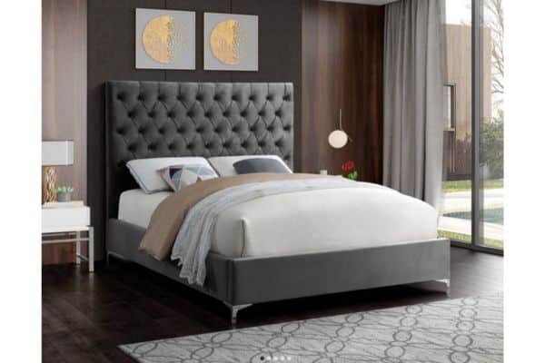 5640 Grey Upholstered Platform Bed