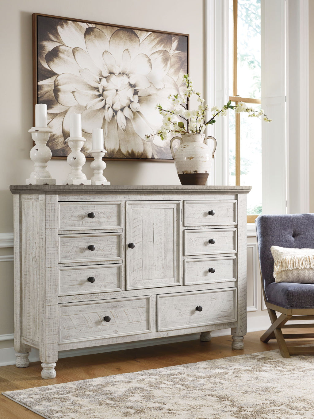 Havalance - Dresser - White / Gray