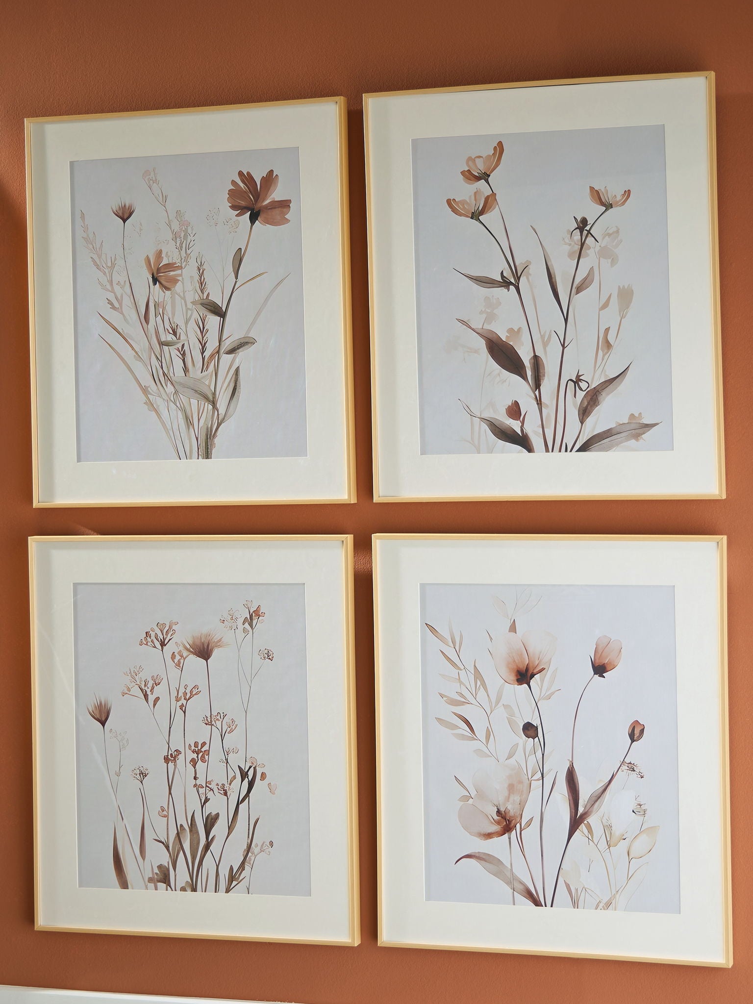 Chettings - Wall Art Set (Set of 4) - Beige / Gray / Blush