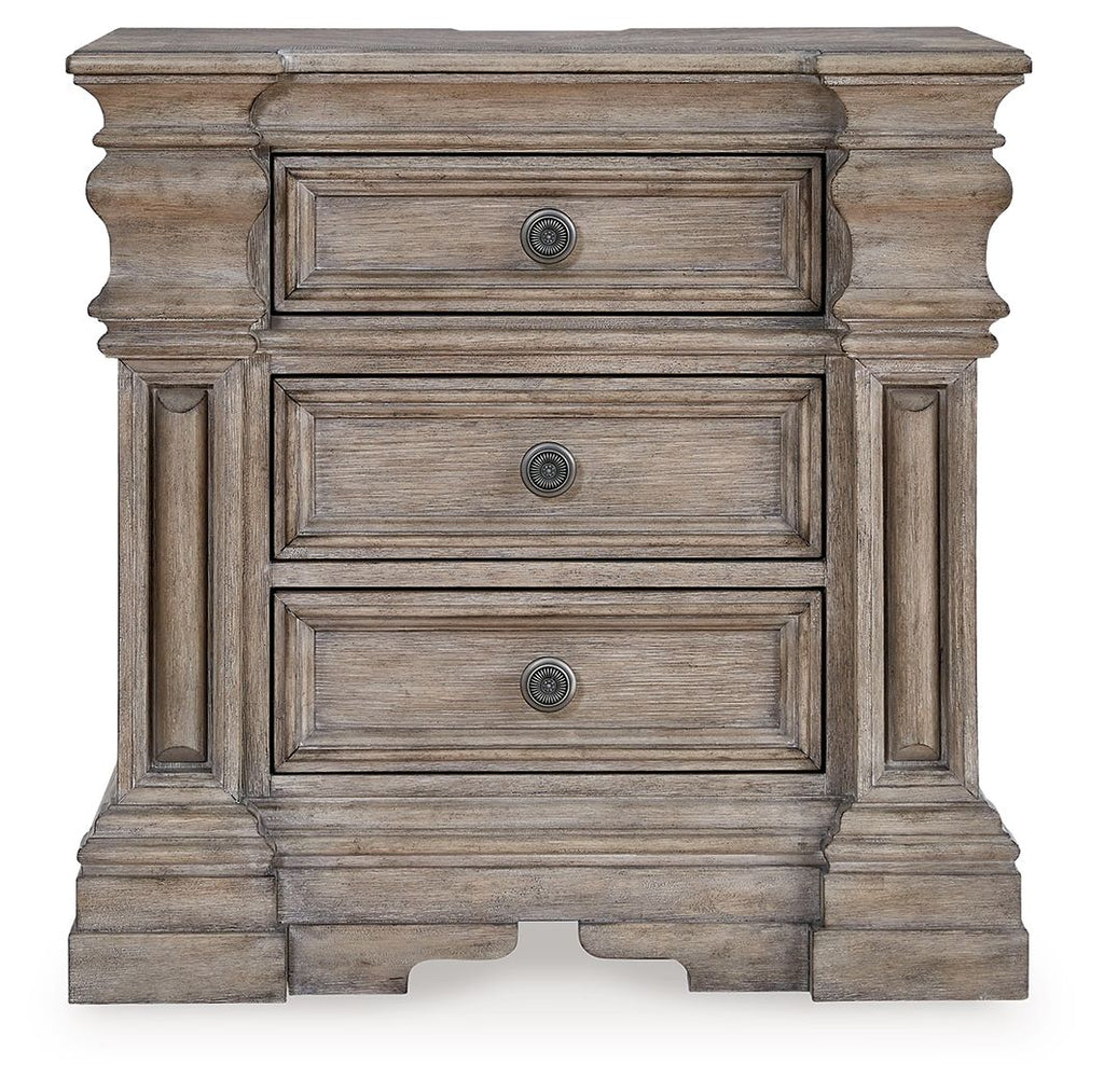 Blairhurst - Three Drawer Night Stand - Light Grayish Brown