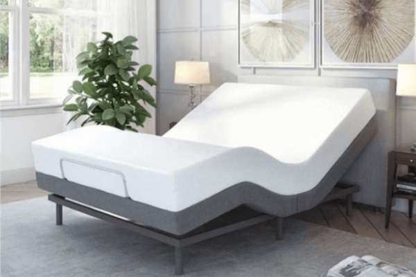 Adjustable friendly mattress