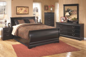 Huey Vineyard - Bedroom Set