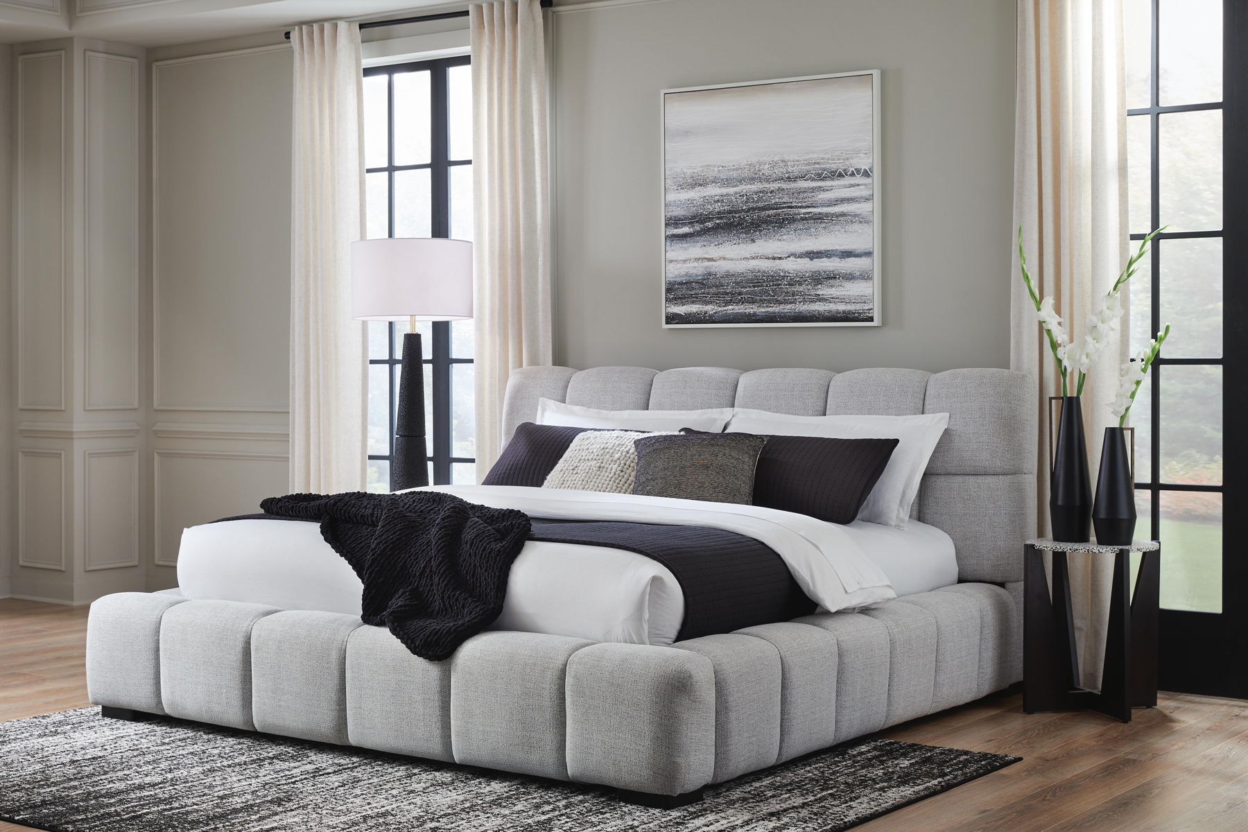 Grendusk - Upholstered Bed - Image 6