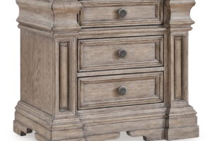 Blairhurst - Three Drawer Night Stand - Light Grayish Brown