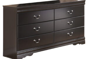 Huey Vineyard - Six Drawer Dresser - Black