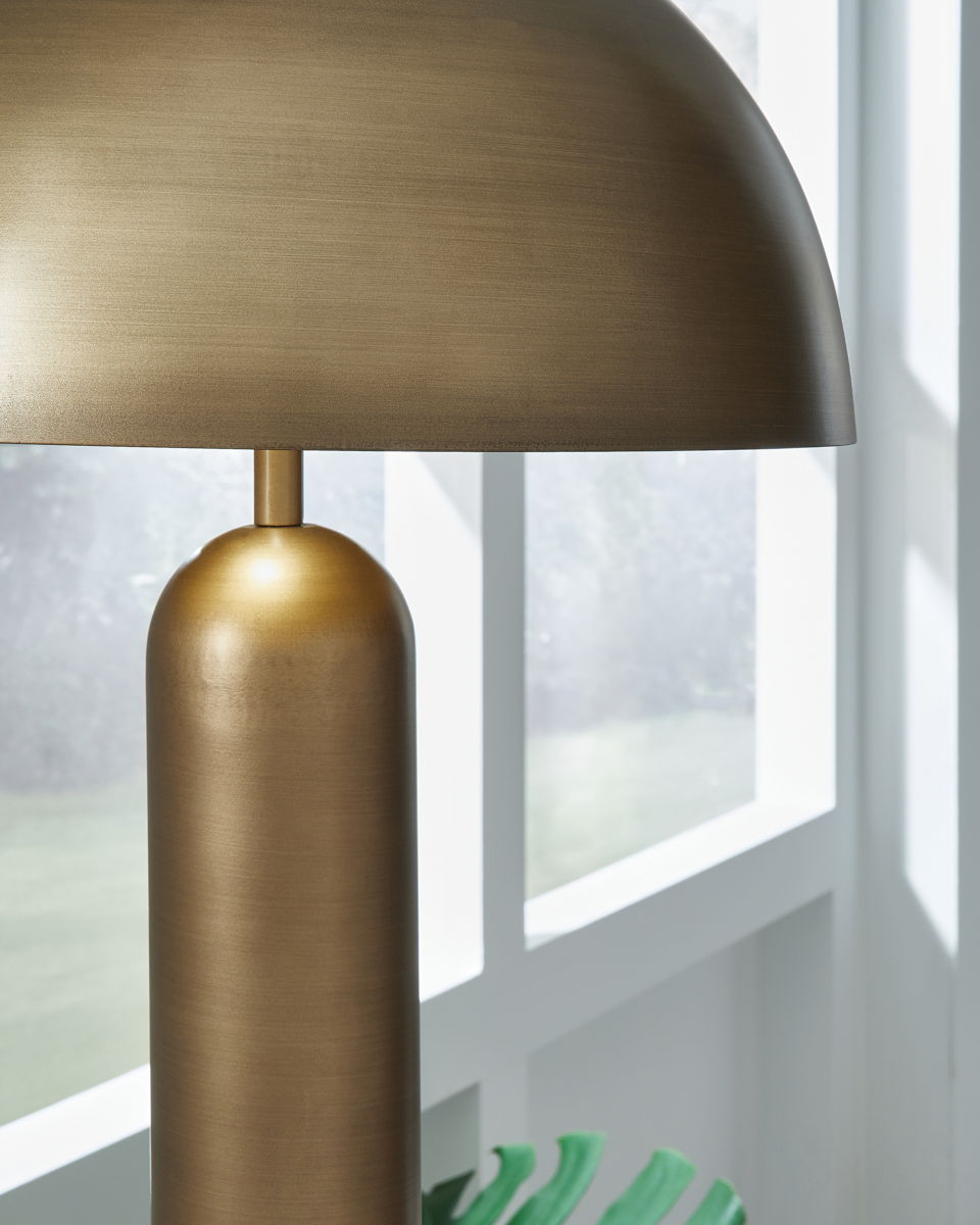 Wendfield - Metal Lamp - Image 6