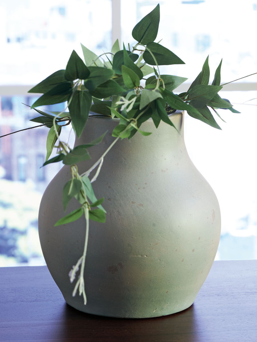 Baychester - Vase - Image 6