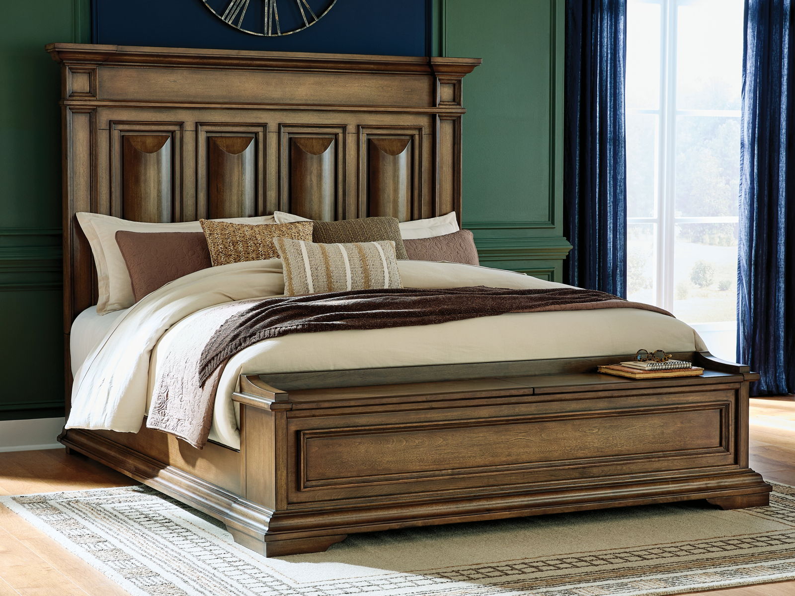 Frantanna - Panel Bed - Image 4