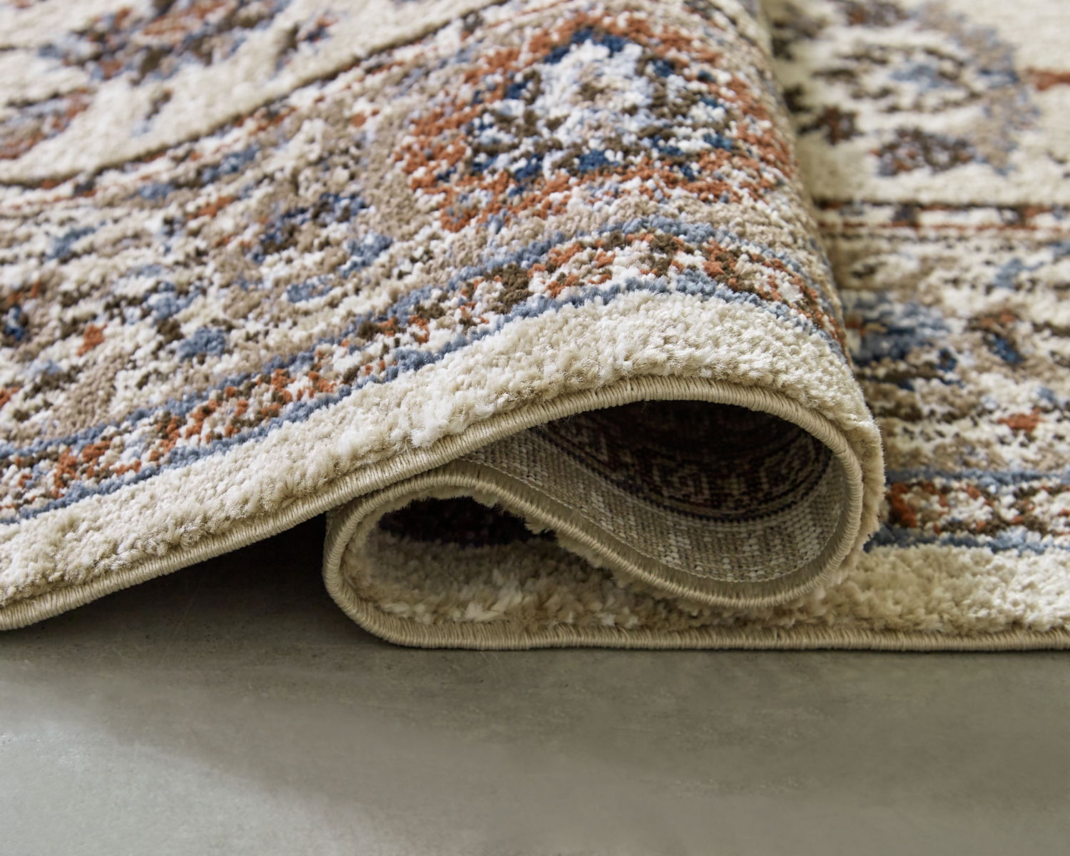 Beritham - Rug - Image 4