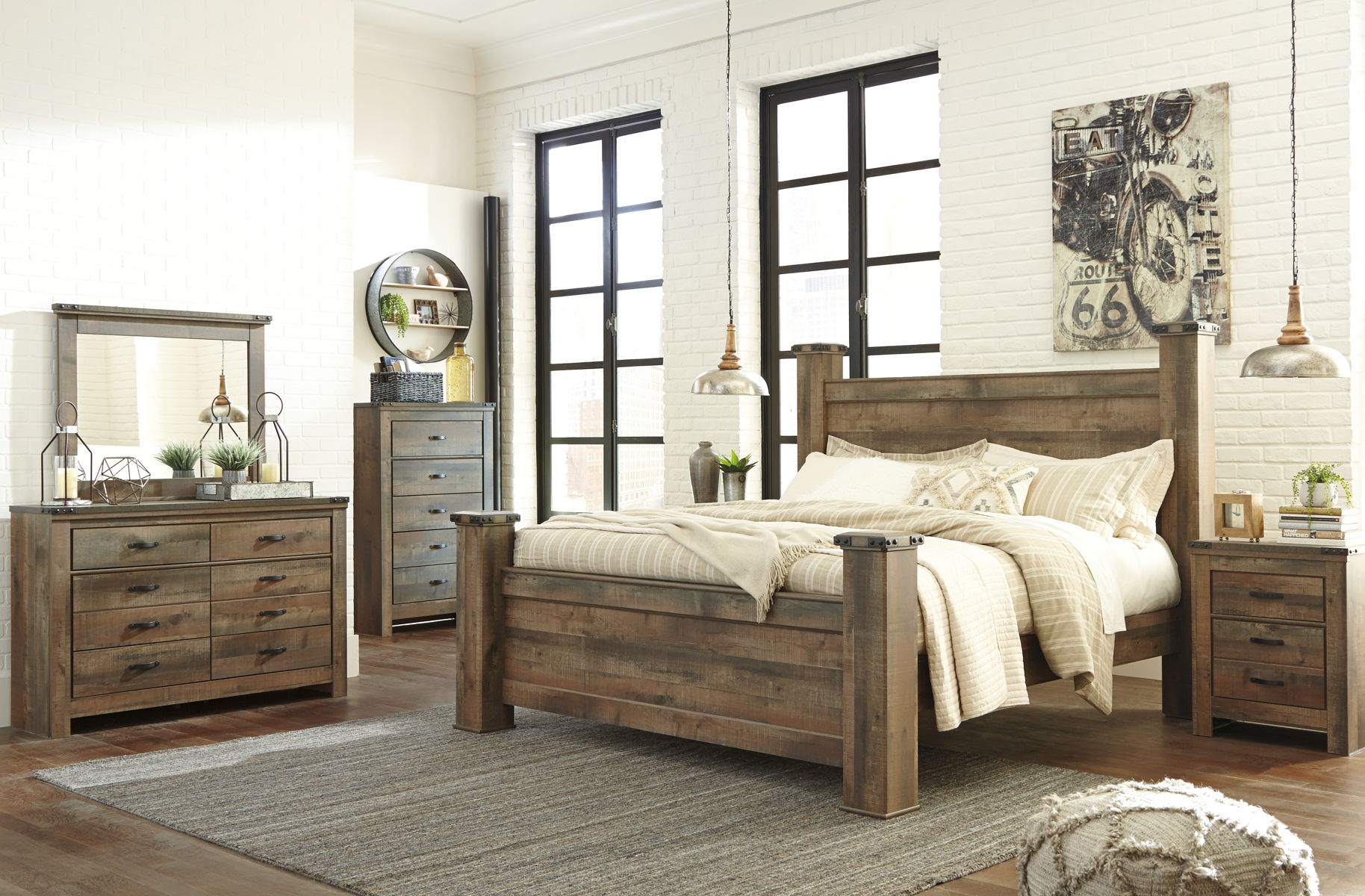 Trinell - Poster Bed - Image 5