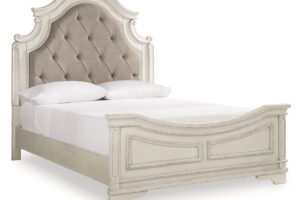 Realyn - Upholstered Panel Bed