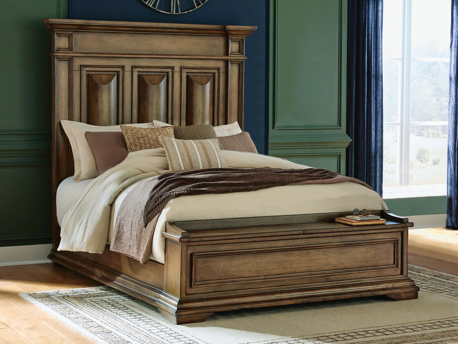 Frantanna - Panel Bed - Image 7