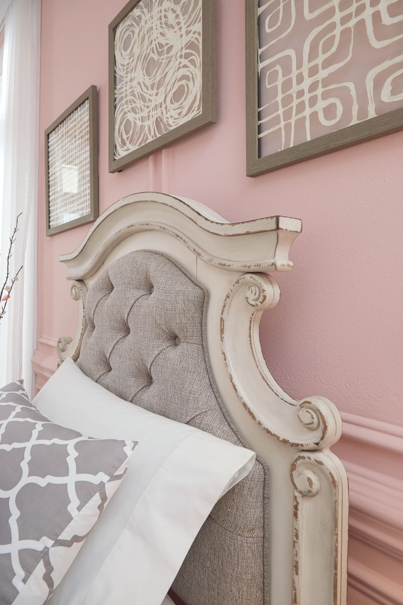 Realyn - Upholstered Panel Bed - Image 2