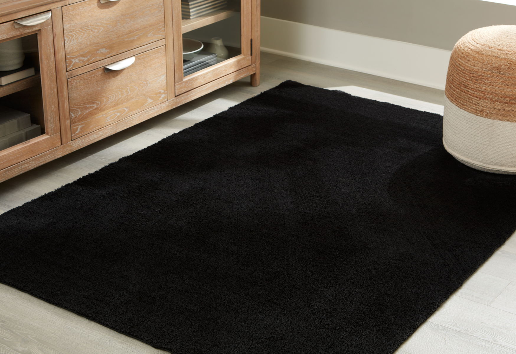 Anaben - Rug - Image 4