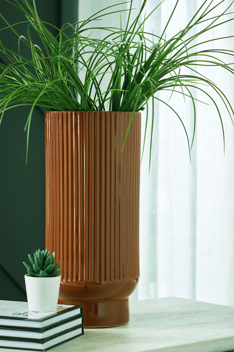 Avalyah - Vase - Image 3