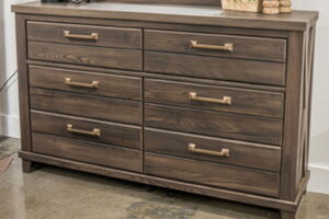 Vonitta Bay - Six Drawer Dresser - Dark Brown