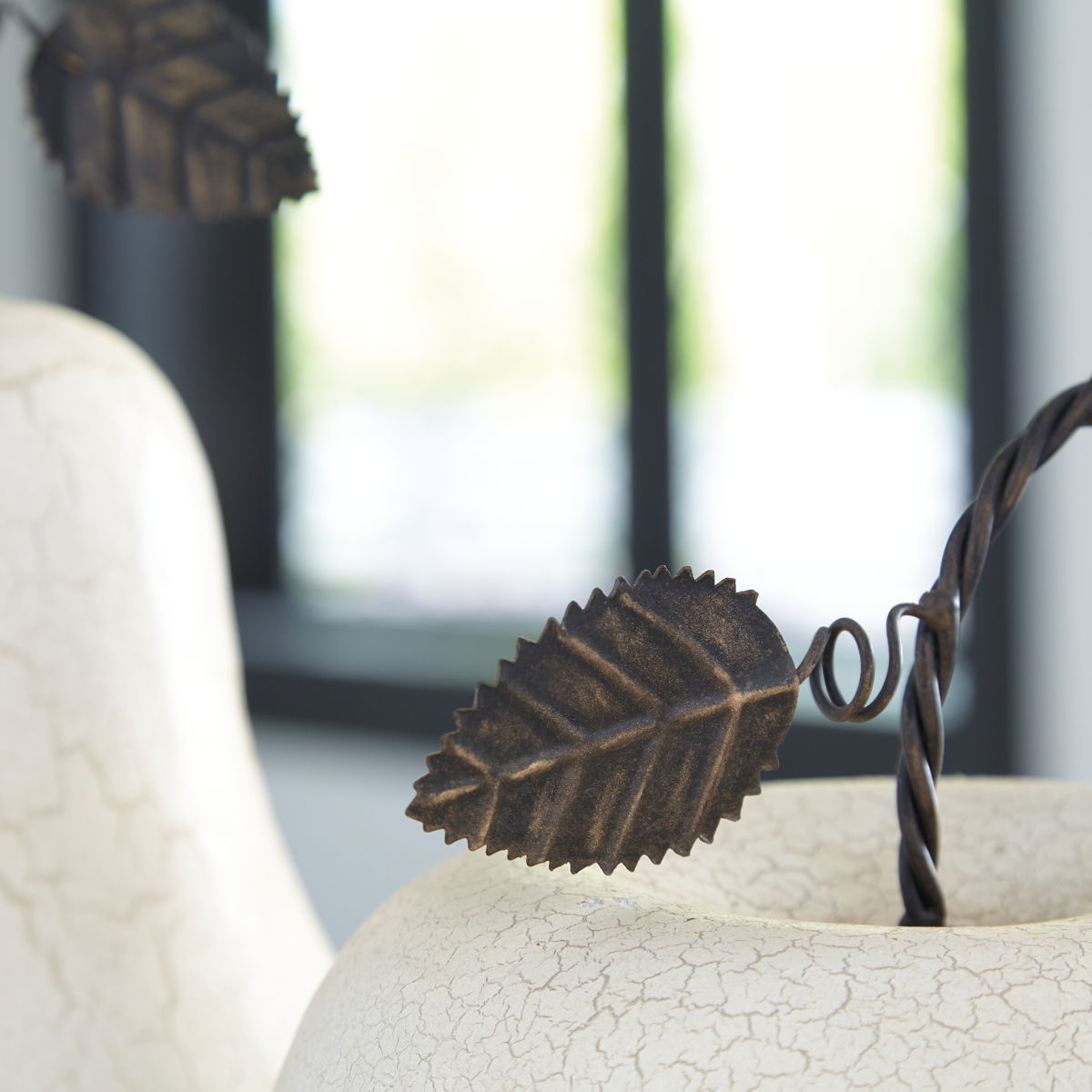 Bidelia - Sculpture Set (Set of 2) - Antique White - Image 2