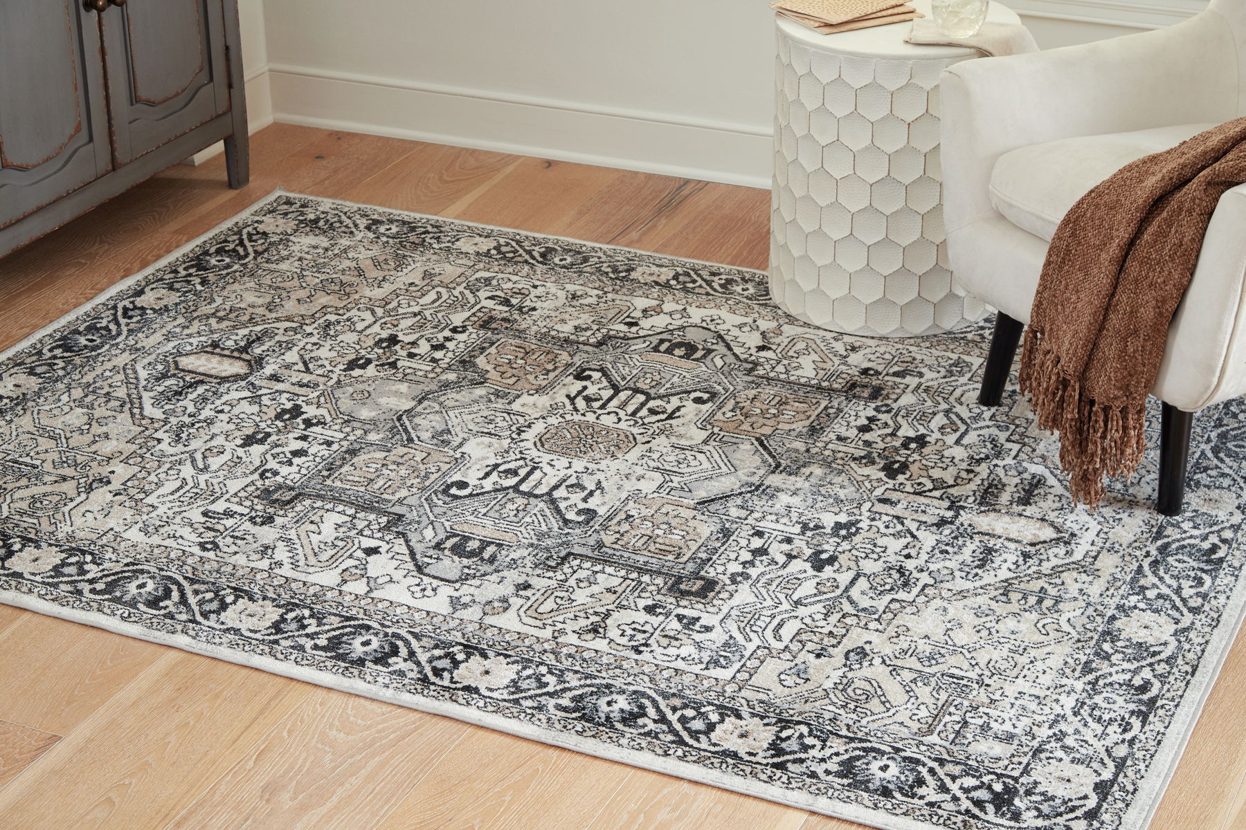 Gregmoore - Area Rug - Image 3