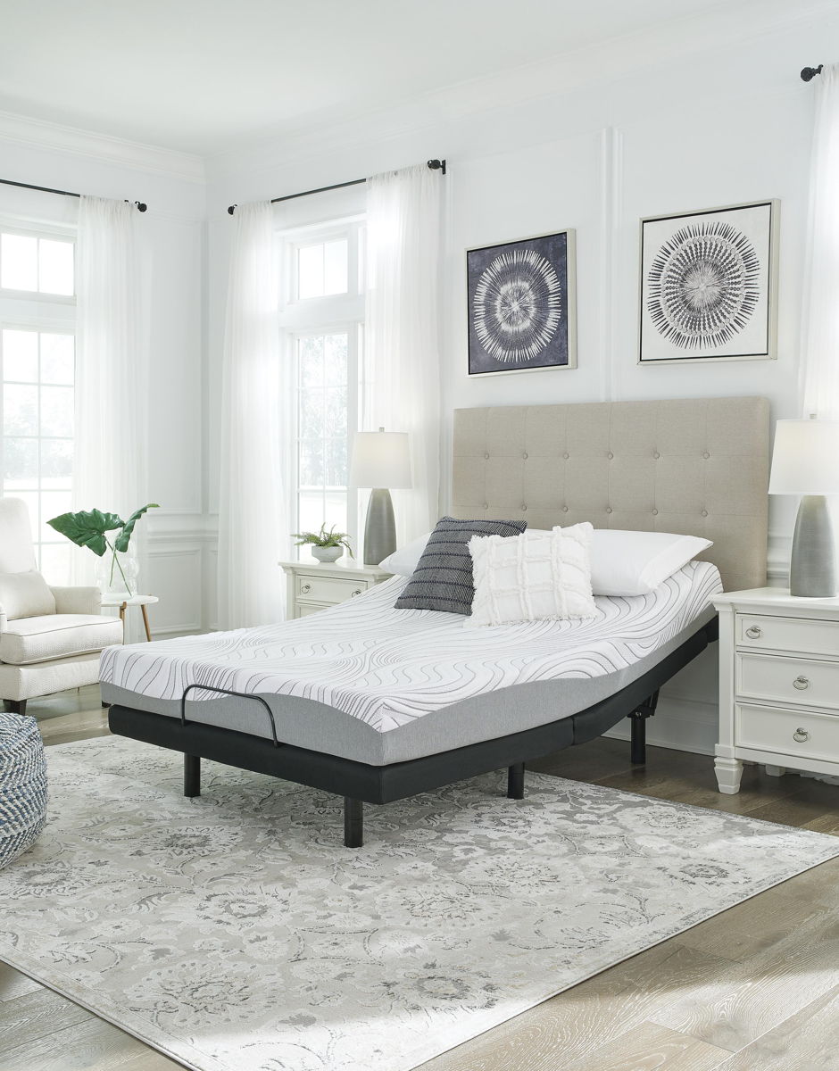 8 Inch Memory Foam - California King Mattress - White - Image 2