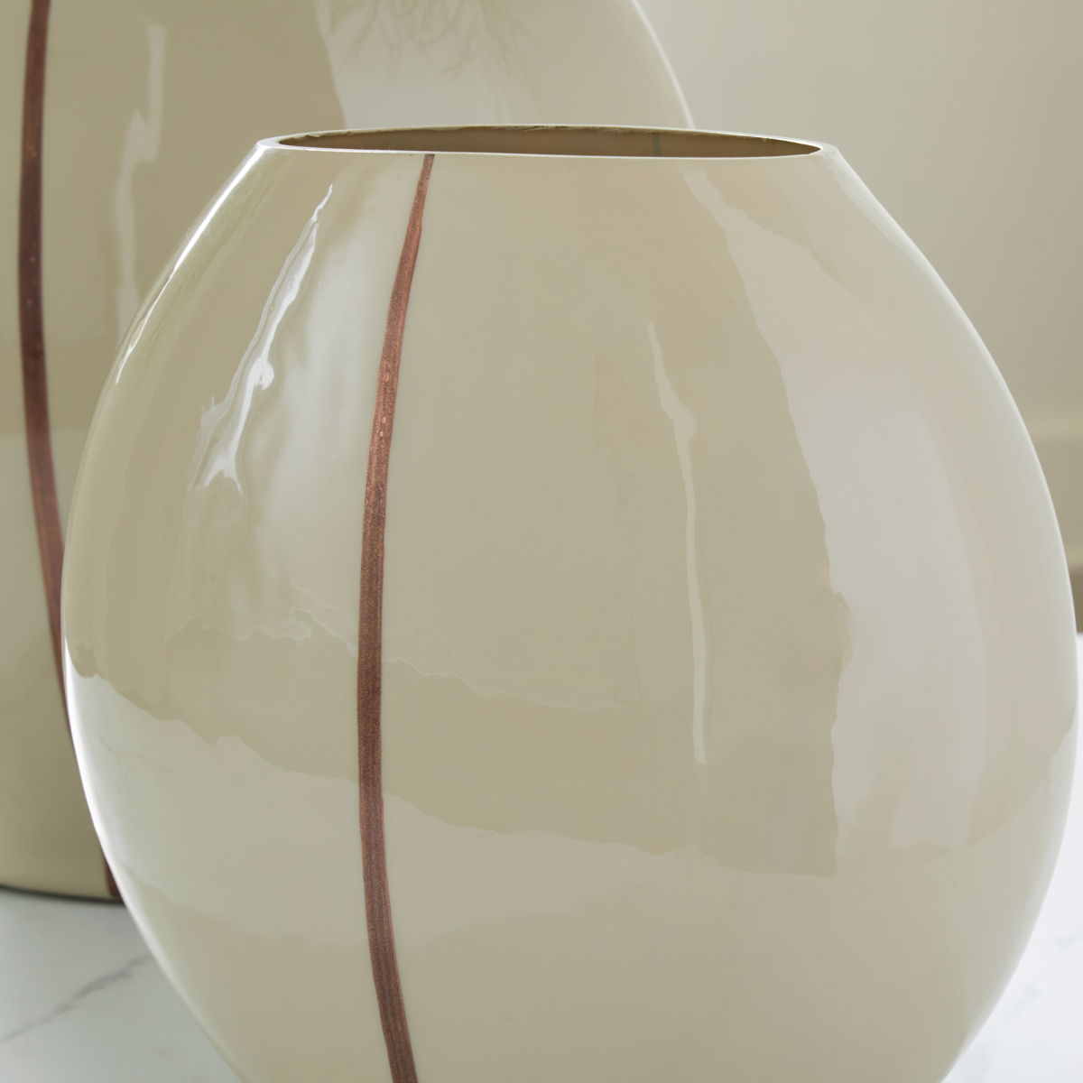 Sheabourne - Vase - Image 3