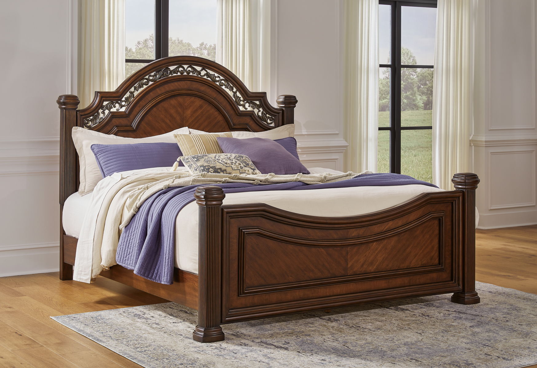 Lavinton - Poster Bed - Image 6