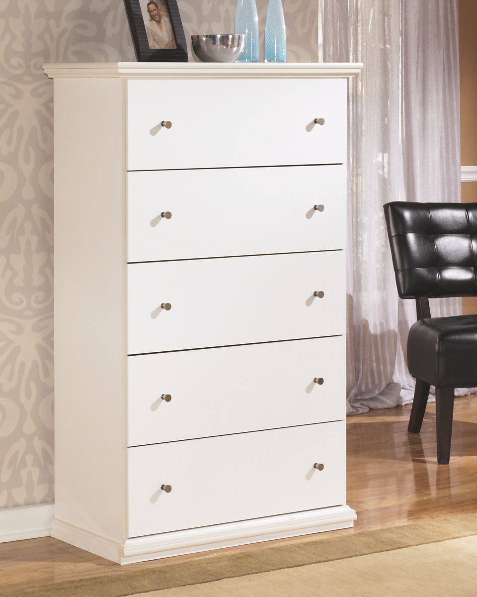 Bostwick Shoals - Five Drawer Chest - White - Image 3
