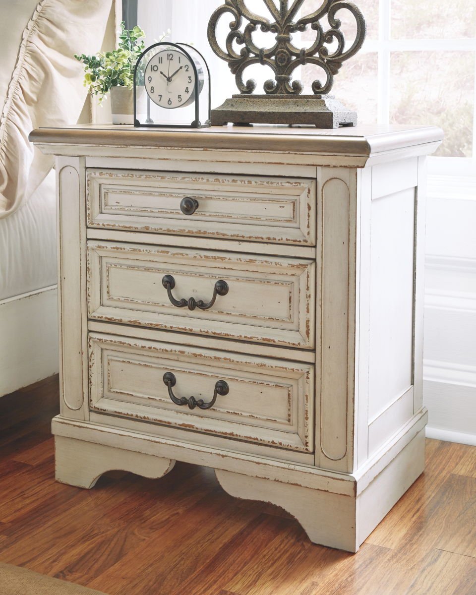 Realyn - Panel Bedroom Set - Image 8