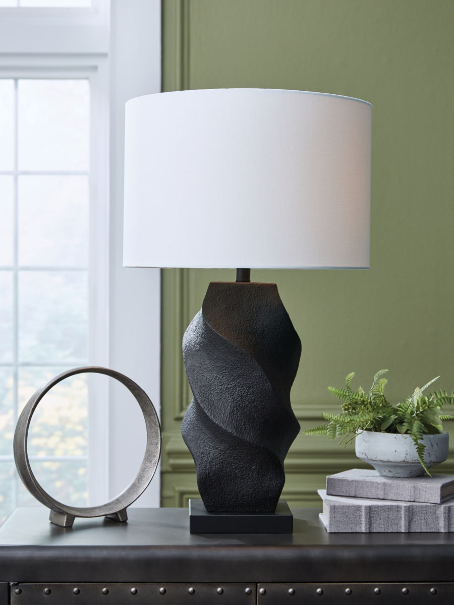 Amillion - Poly Table Lamp - Black - Image 4