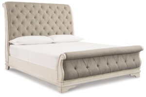 Realyn - Upholstered Sleigh Bed