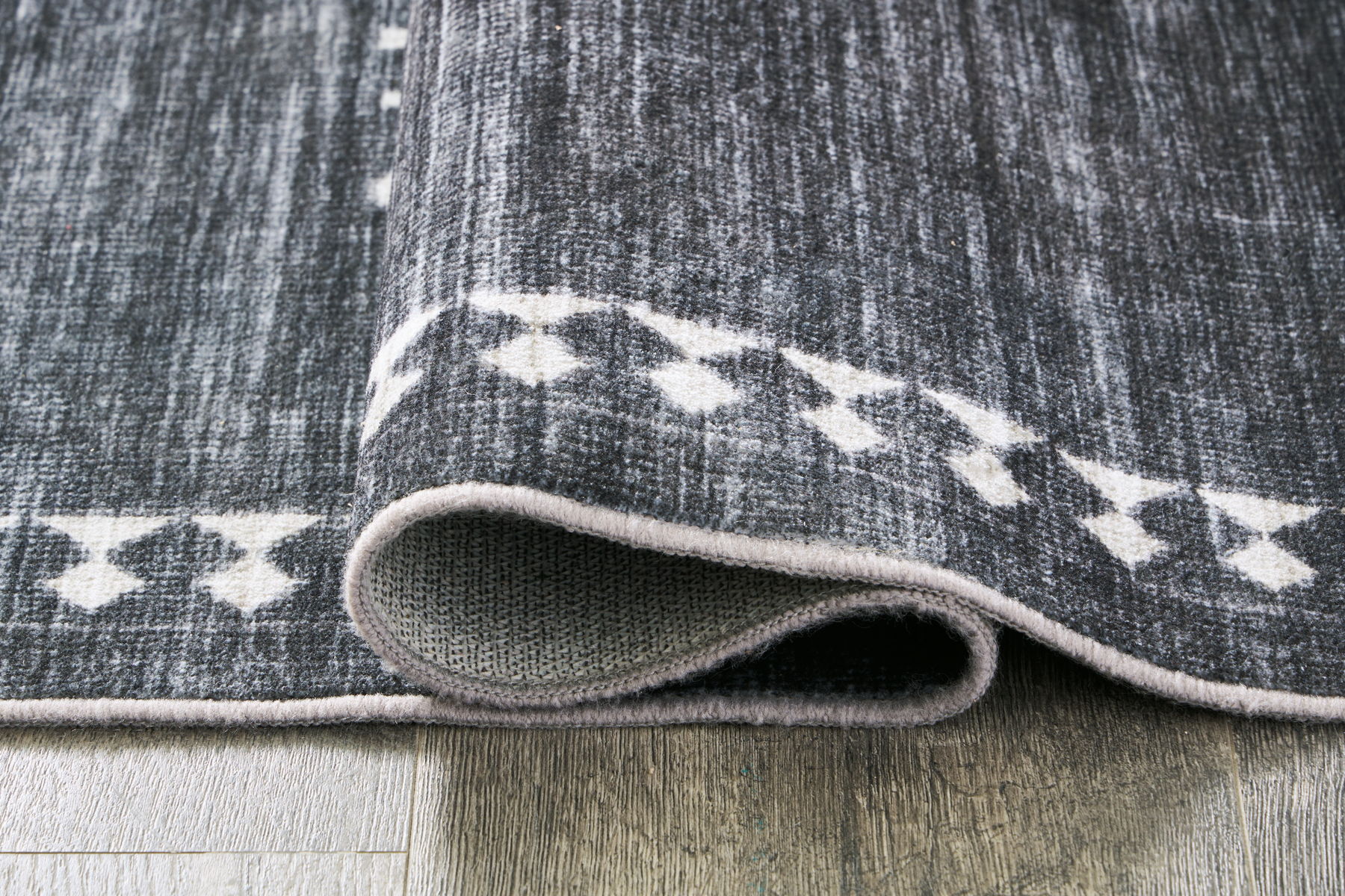 Arloman - 5' x 7' Rug - Black / Cream / Gray - Image 2