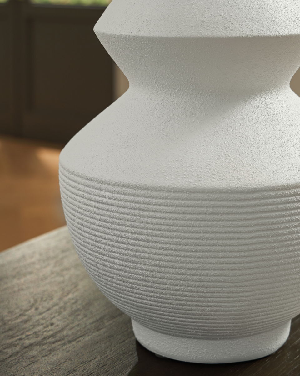 Naveen - Vase - Image 2