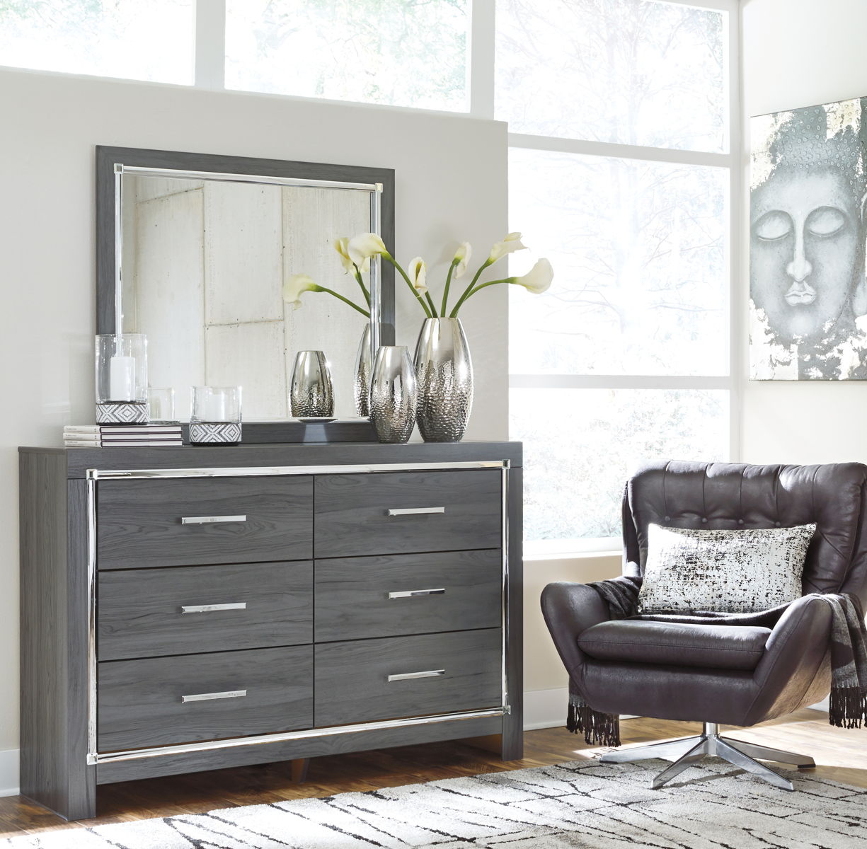 Lodanna - Dresser - Image 3