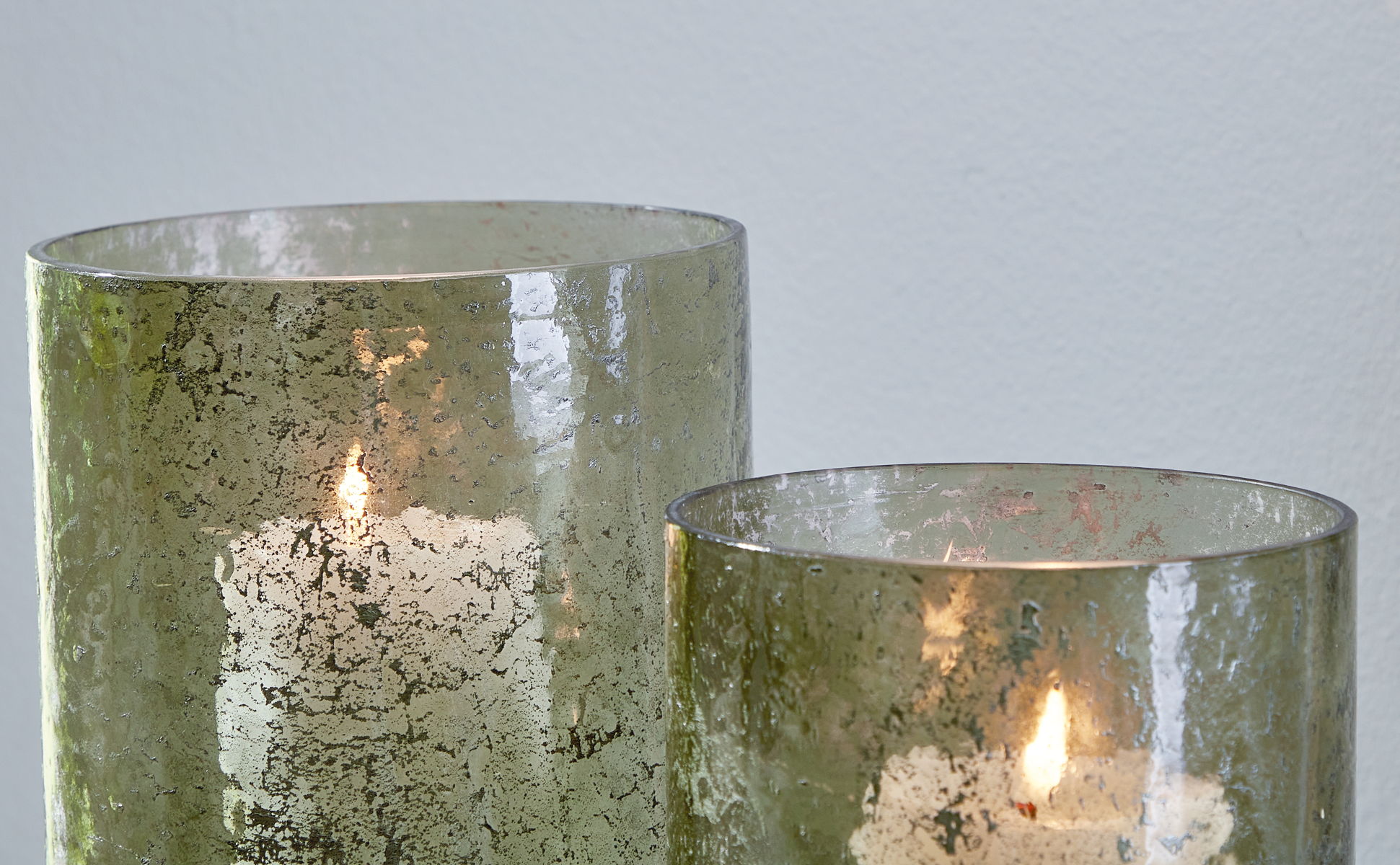 Clarkton - Candle Holder Set (Set of 2) - Green - Image 4