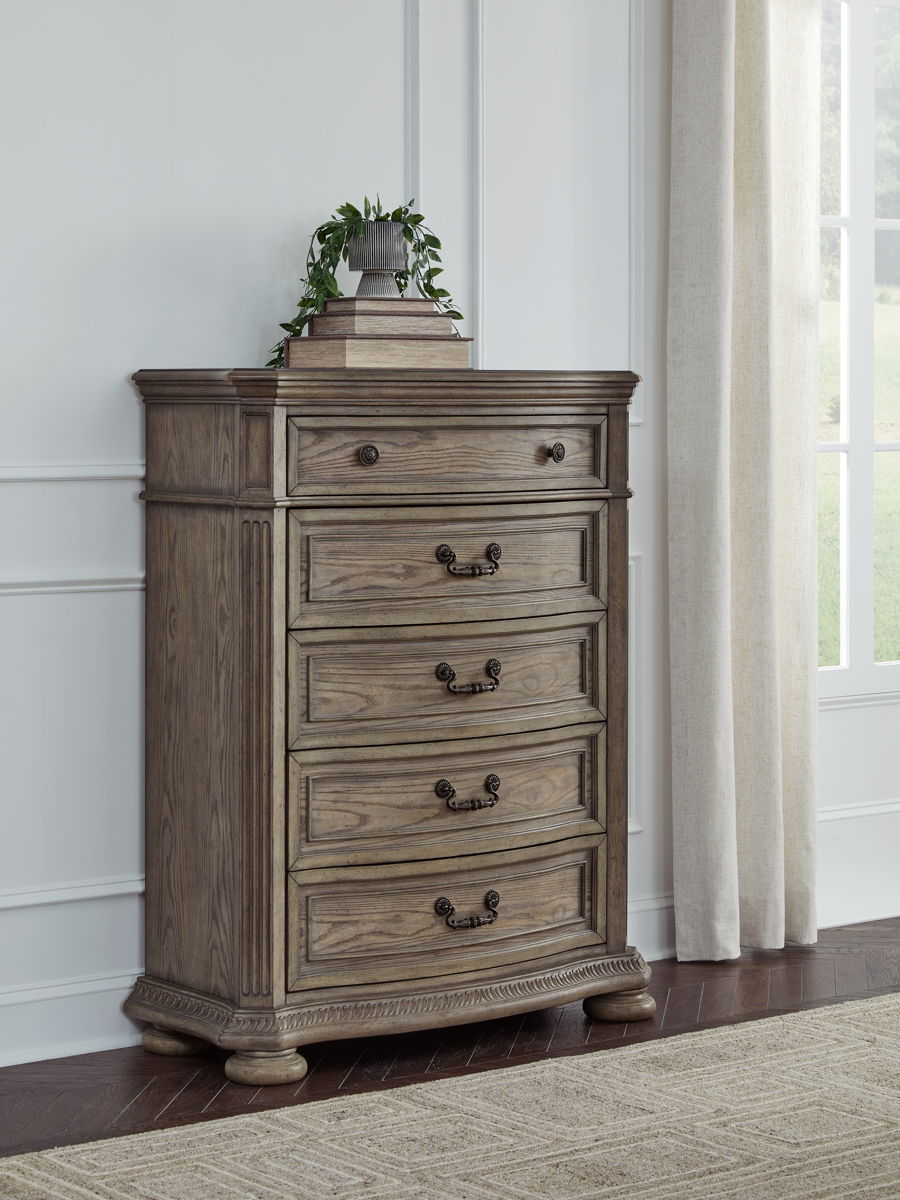 Ardenfield - Five Drawer Chest - Light Brown - Image 4
