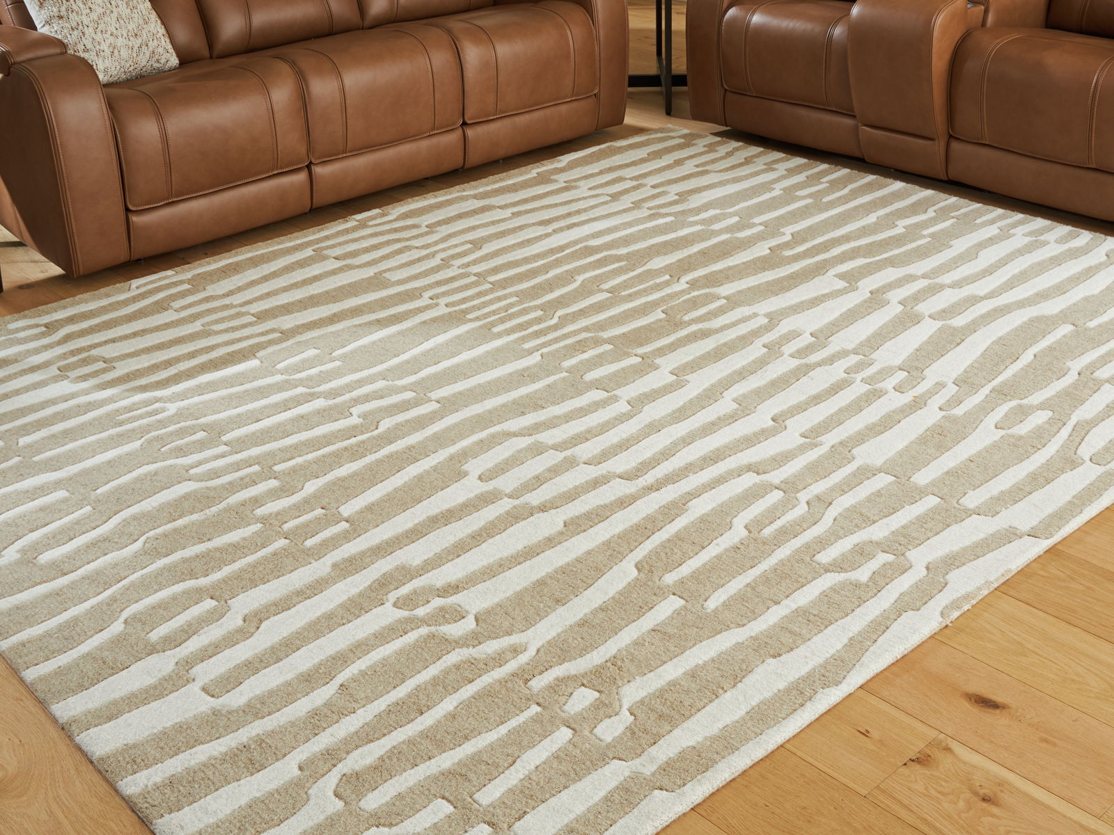 Corrbell - Rug - Image 2
