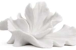 Waynemont - Sculpture - White