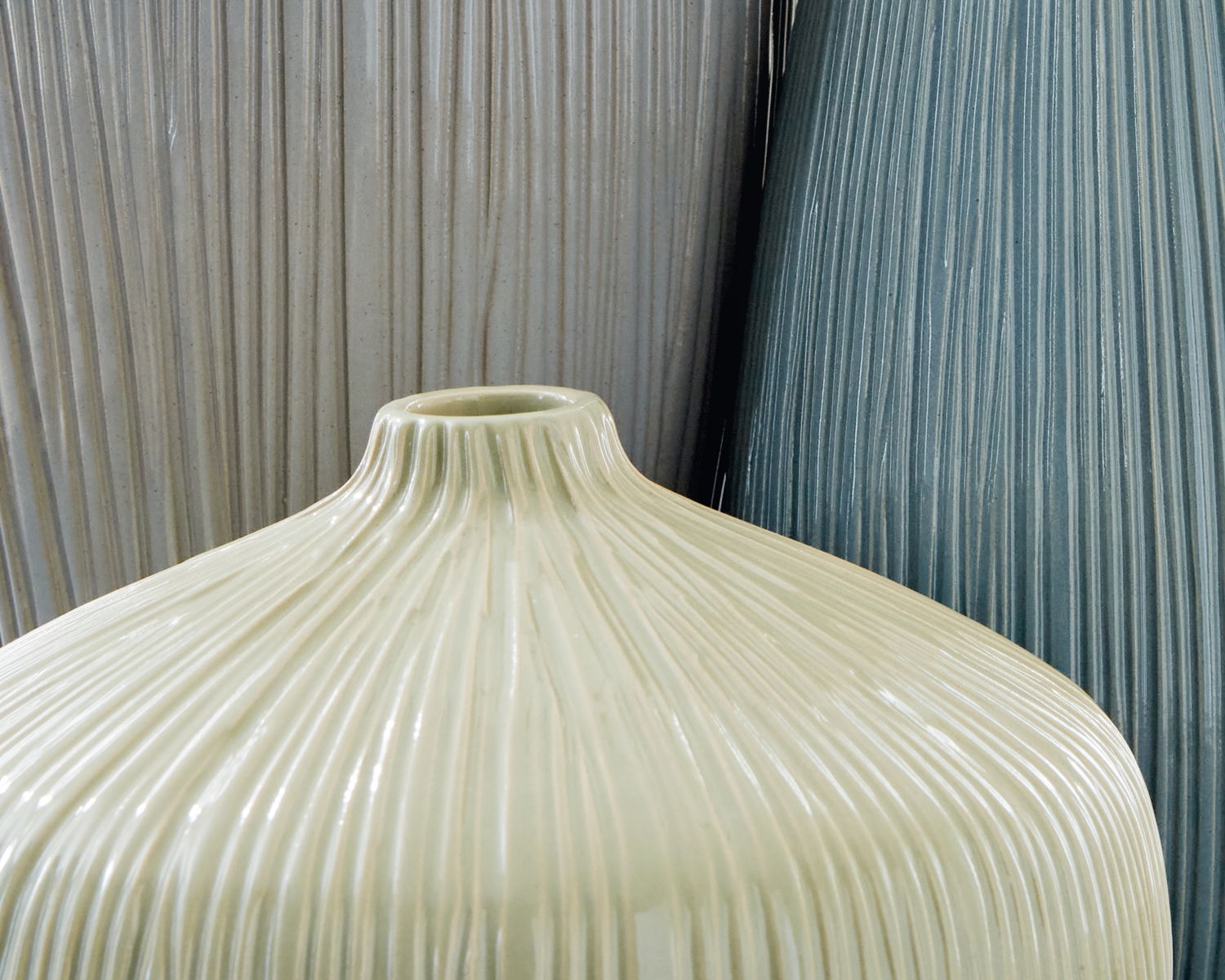 Eiderman - Vase Set (Set of 3) - Gray / Blue / Green - Image 4
