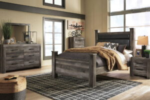 Wynnlow - Poster Bedroom Set