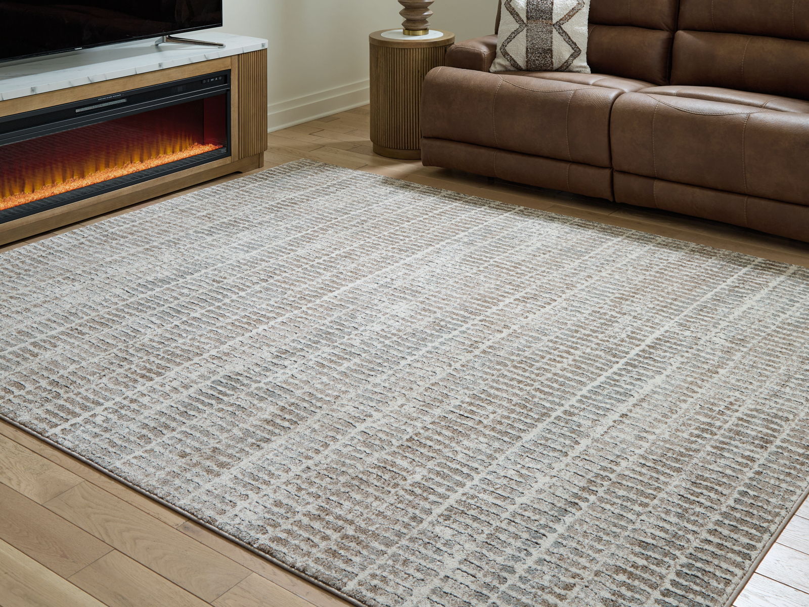 Fuadwick - Rug - Image 5