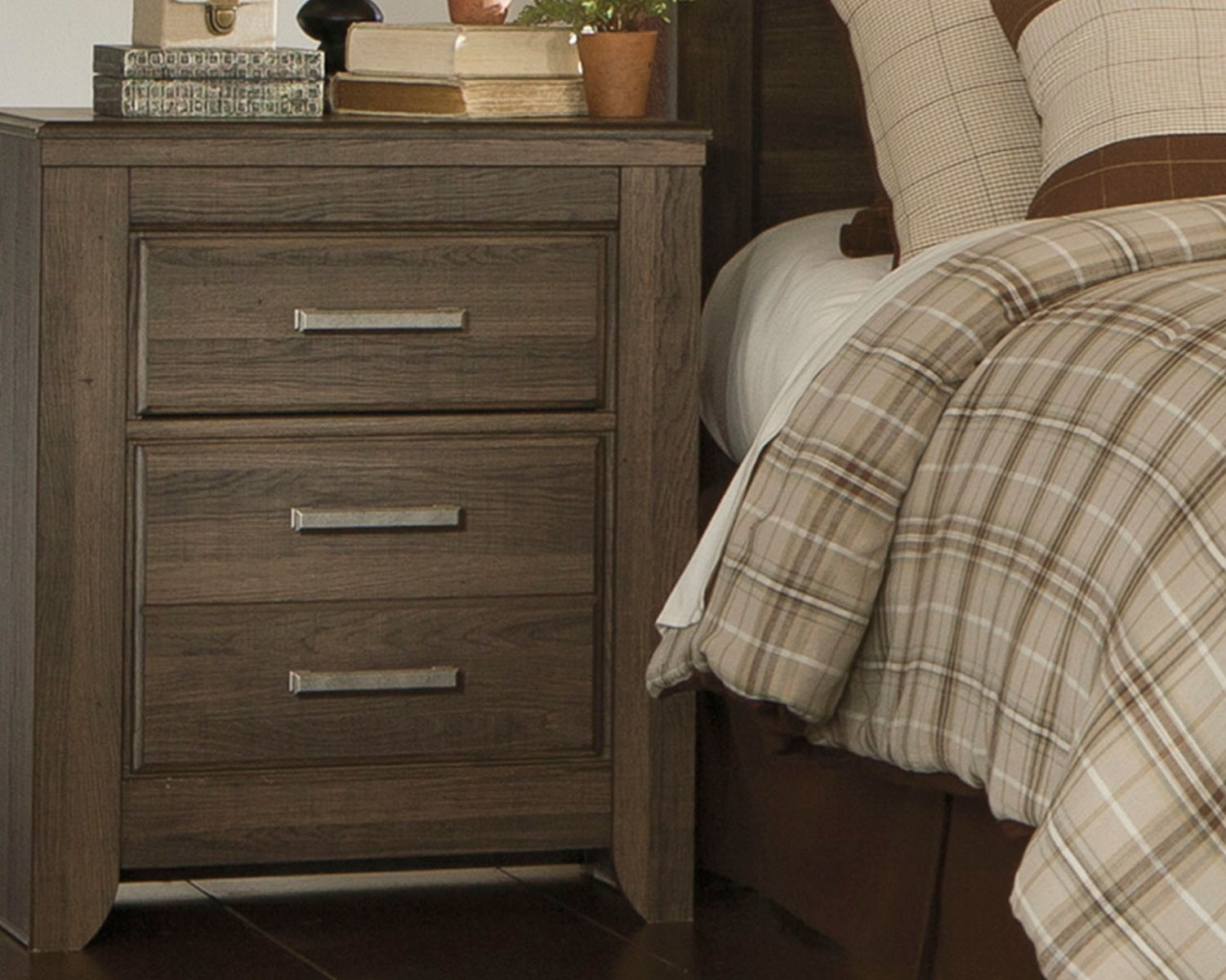 Juararo - Two Drawer Night Stand - Dark Brown - Image 3
